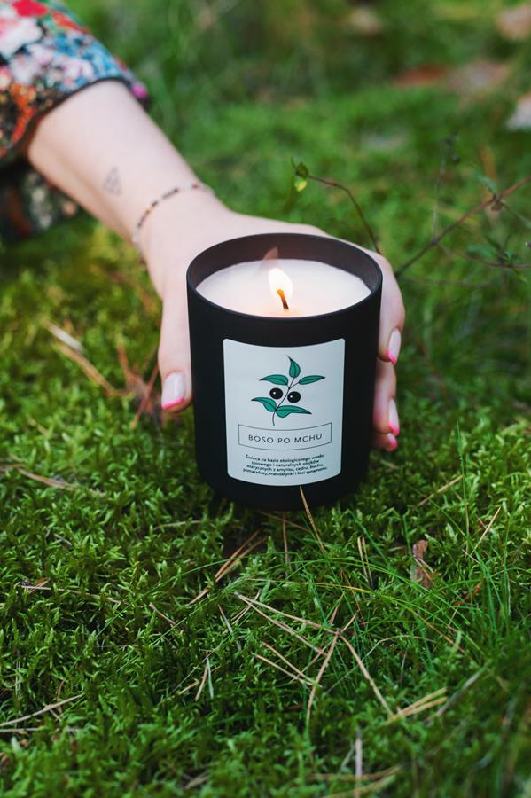 Hagi Cosmetics: zapach lasu zamknięty w zapachowej świecy